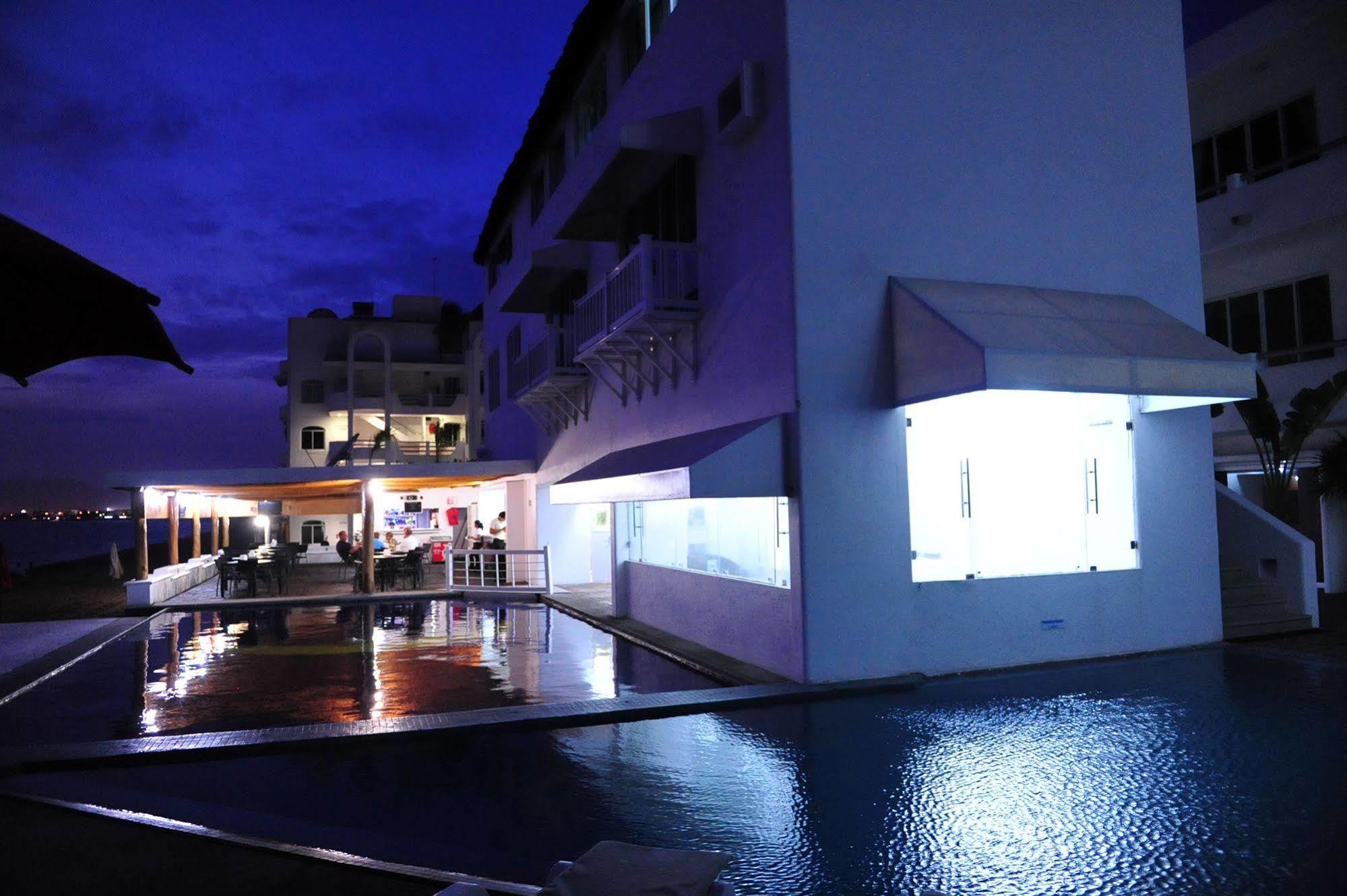 Western Luna Del Mar 4*